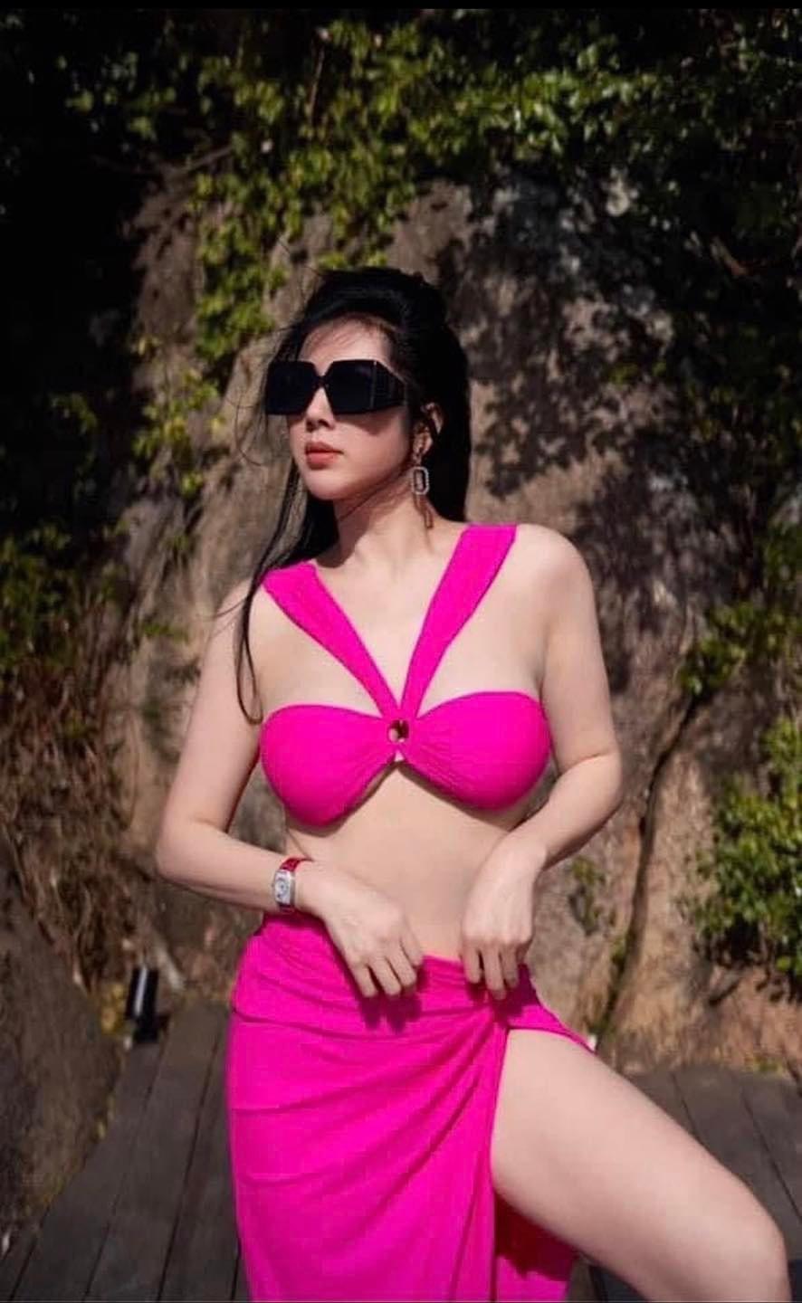 Set Bikini 3 Mảnh Kèm Choàng Hồng Ngọt Ngào BKN863