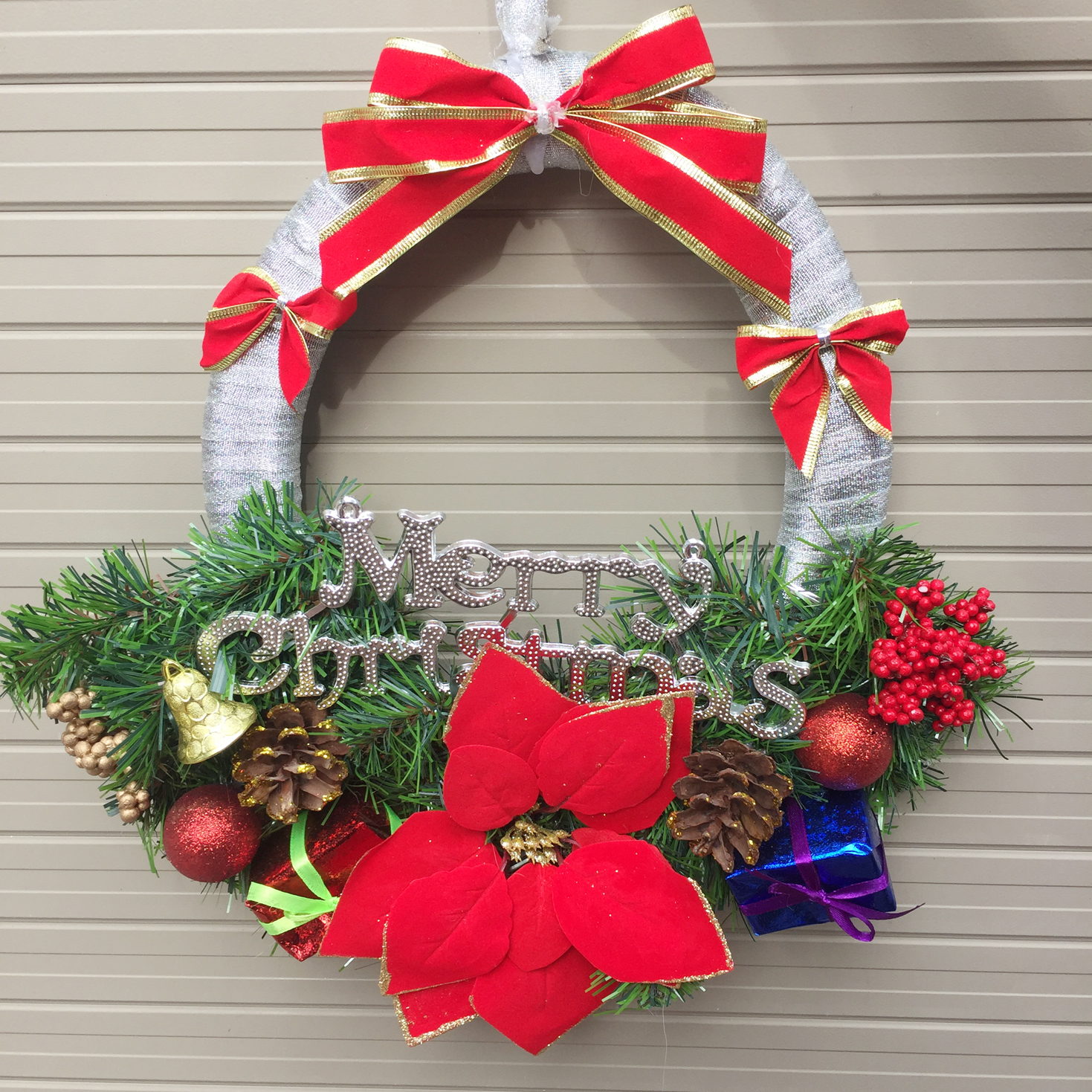 Vòng nguyệt quế trang trí Noel 38 x 38cm