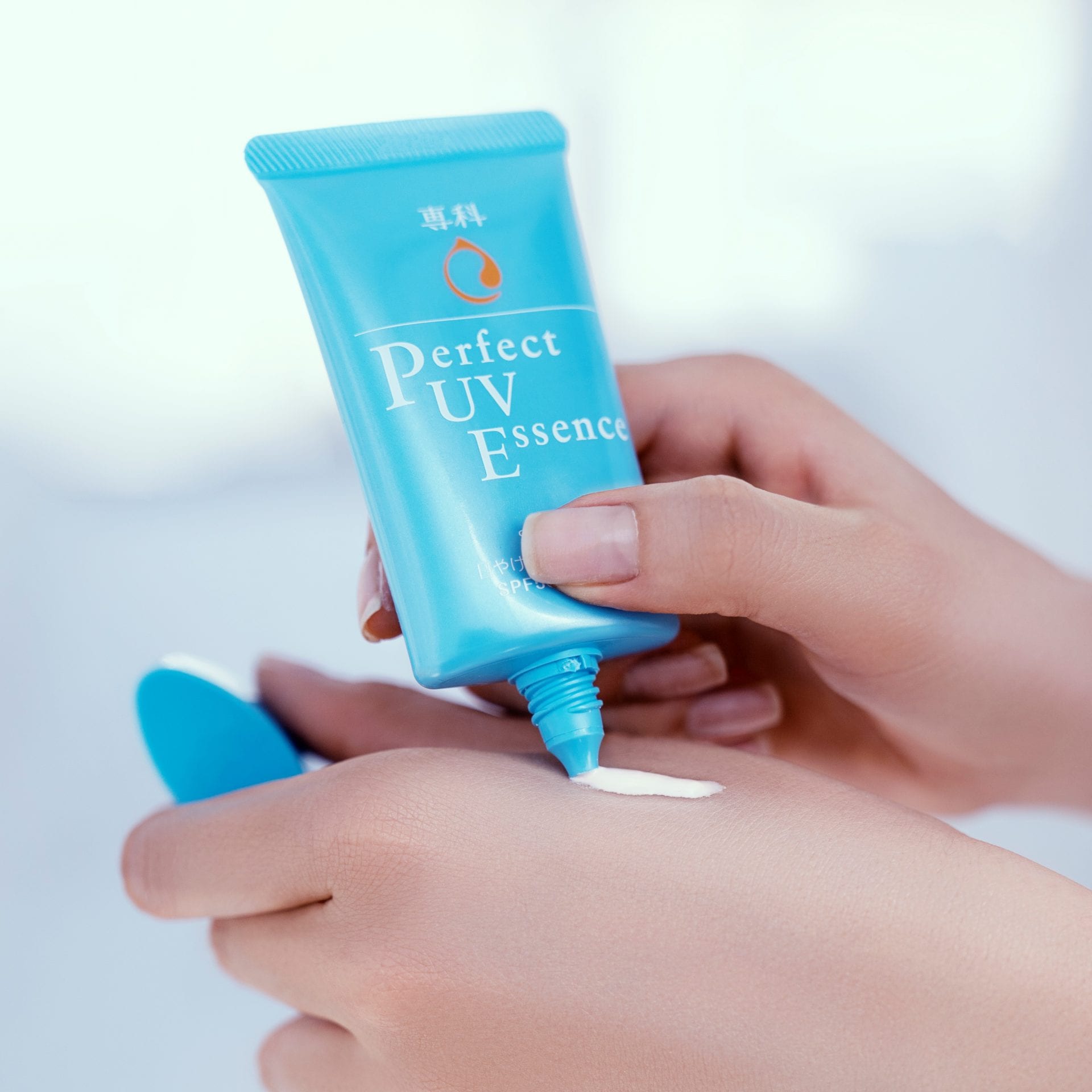 Kem Chống Nắng Dạng Essence Senka Nhật 50g