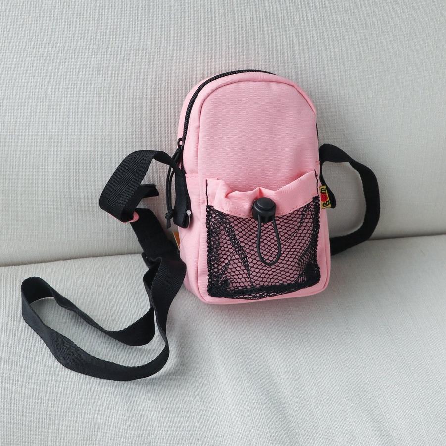 Túi đeo chéo nam nữ unisex, chất dù bền nhẹ, kiểu dáng thời trang độc đáo  - BOM