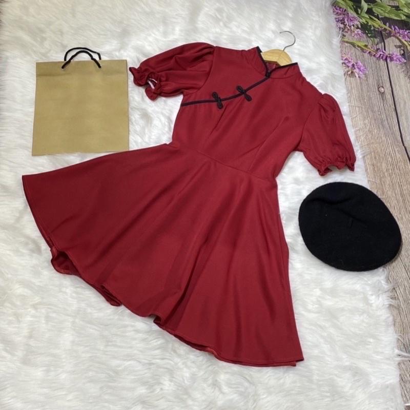 ĐẦM DÁNG XÒE Đầm đỏ nút tàu