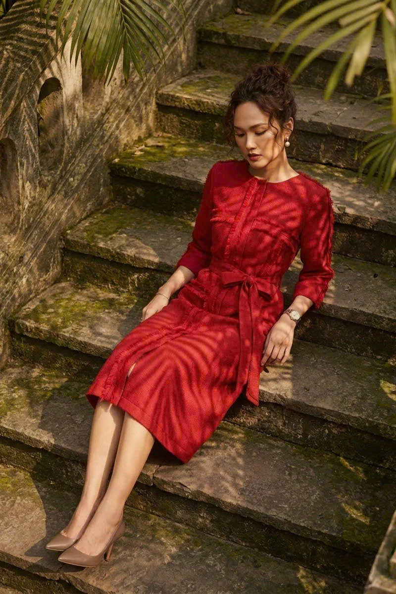 Đầm Suông Tua Rua Tweed Đỏ, Đầm Suông Thắt Eo Thanh Minh thời trang thiết kế Hity Dre201