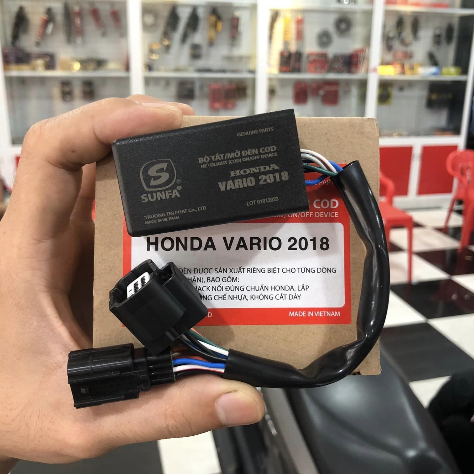 Bộ công tắc đèn Sunfa cho Vario/ Click đời 2018 - 2022 (090032)