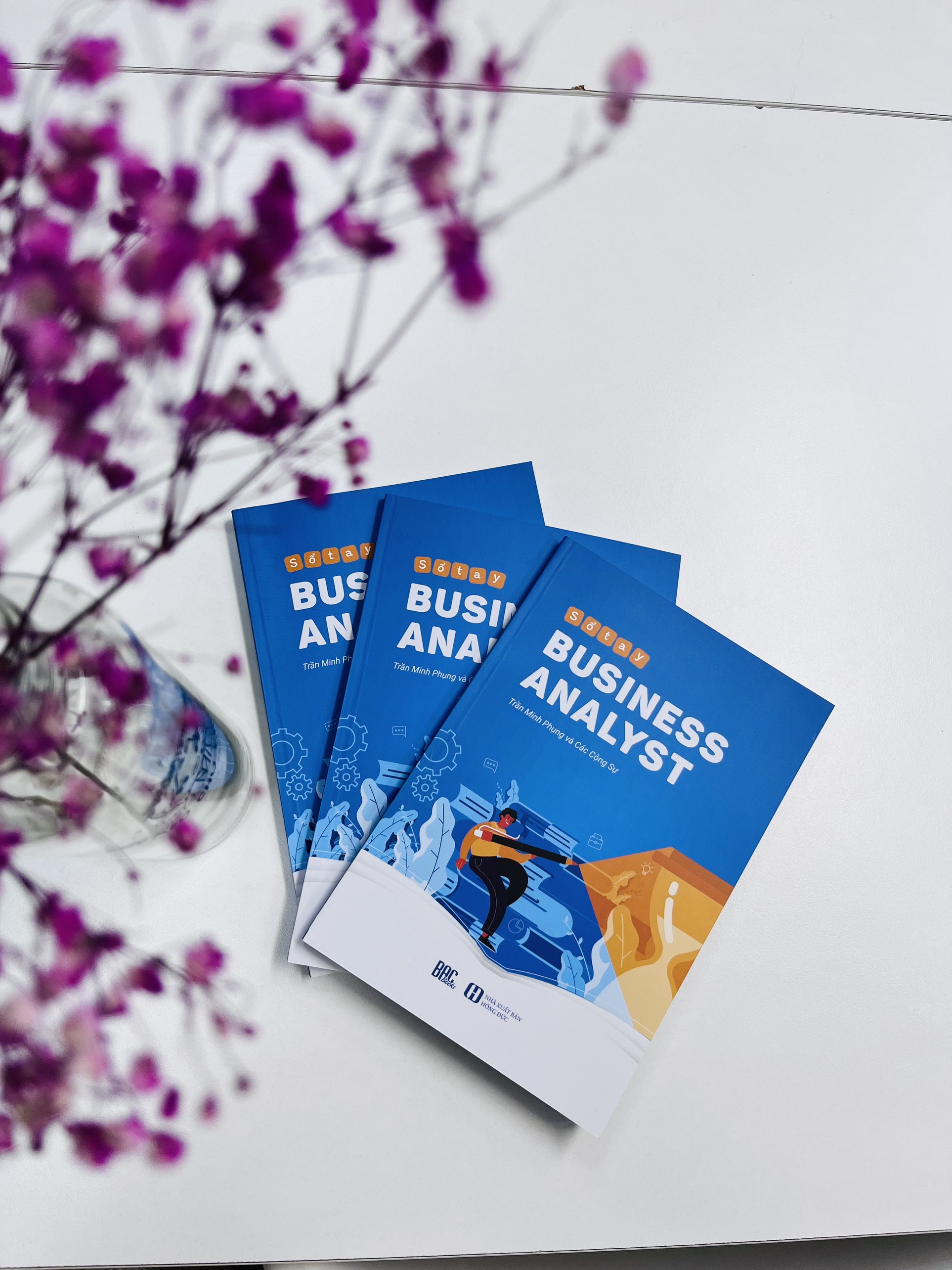 Combo 3 quyển sách không thể thiếu tại tủ sách BAC: Sổ tay Business Analyst - Sách Phát Triển Doanh Nghiệp & Sách Babok V3 Phiên Bản Tiếng Việt