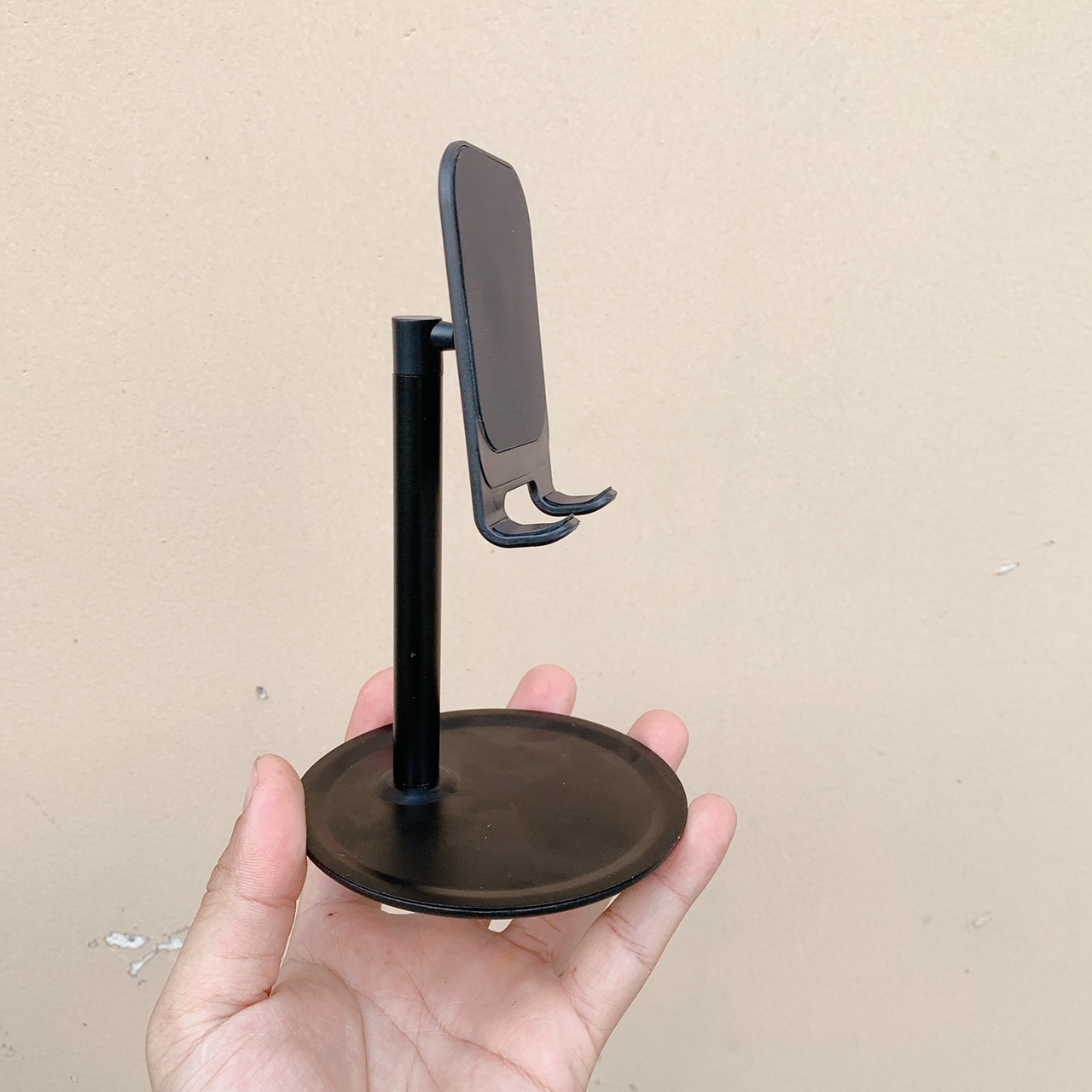 Giá Đỡ Điện Thoai & Máy Tính Bảng Đế Tròn Xoay 360 Độ
