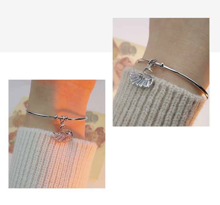 Vòng tay Cuff thời trang nữ kèm mặt hình thiên nga - Lắc tay thiên nga đặc biệt mặt có thể làm mặt dây chuyền siêu xinh và sang trọng