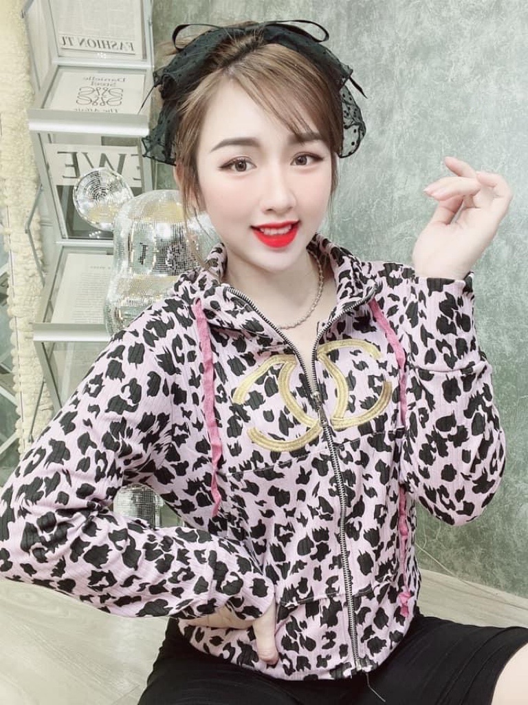 Áo Khoác Nữ Da Beo Thêu Chất Đẹp From Chuẩn