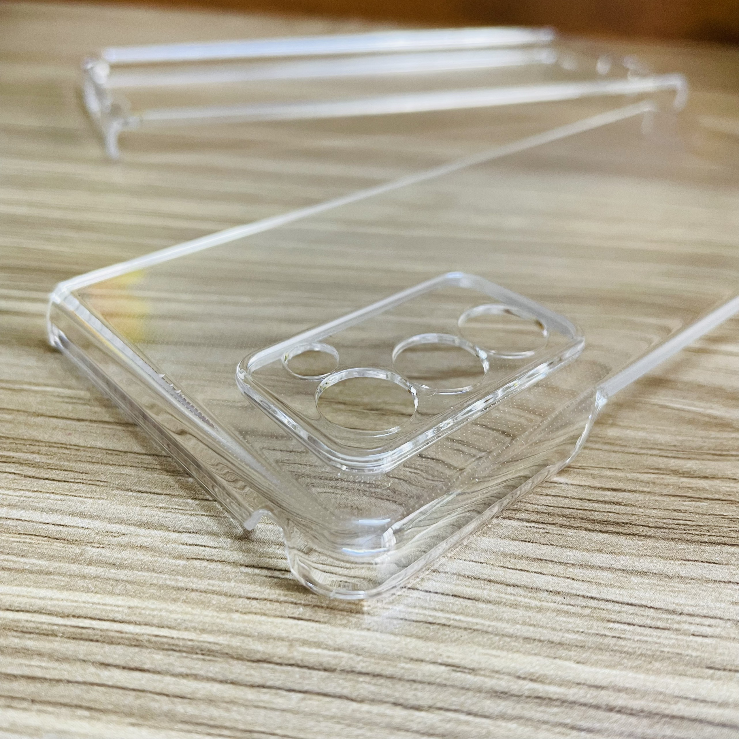 Ốp lưng Likgus trong suốt dành cho Galaxy Z Fold 2 - Hàng chính hãng