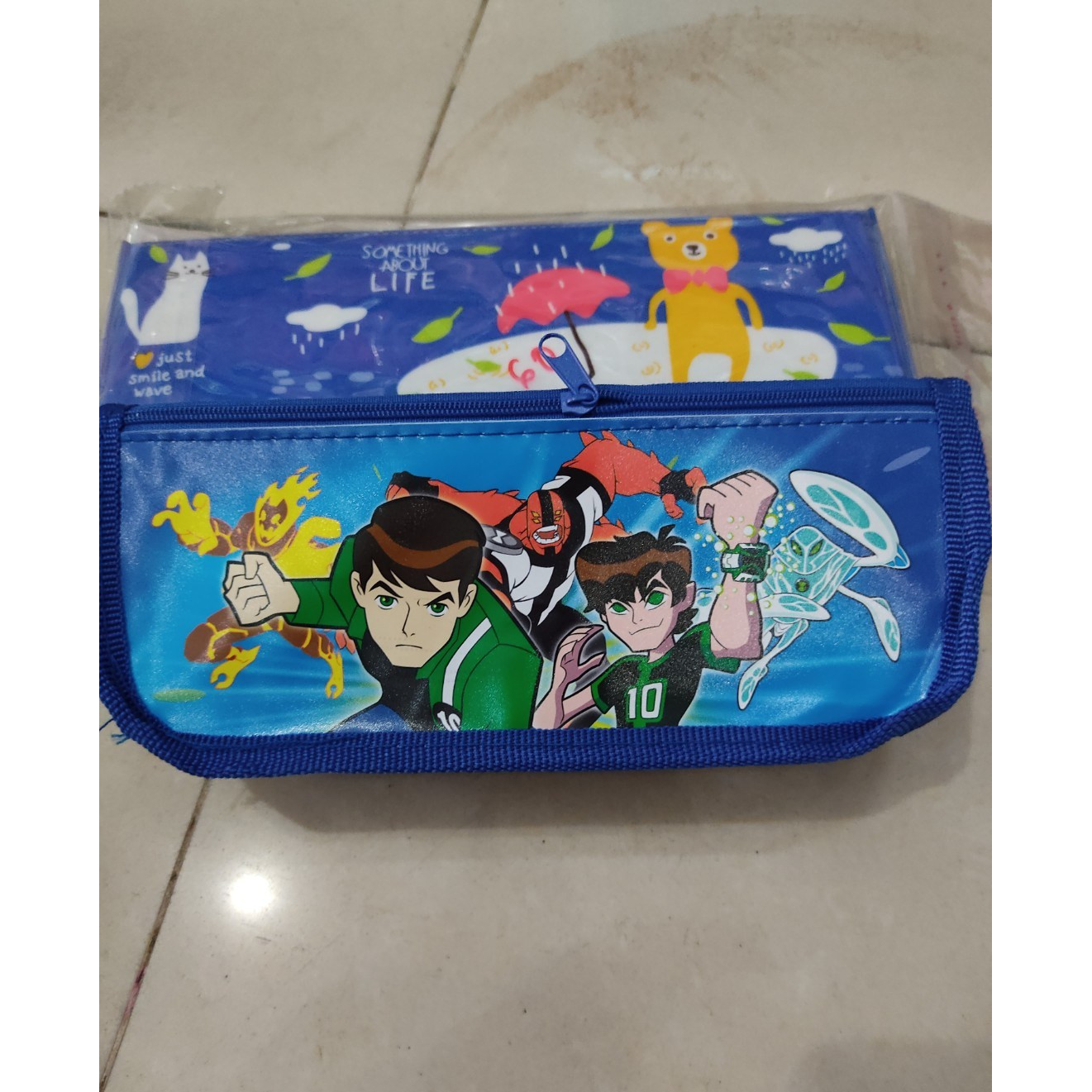 Hộp bút vải hình Ben 10