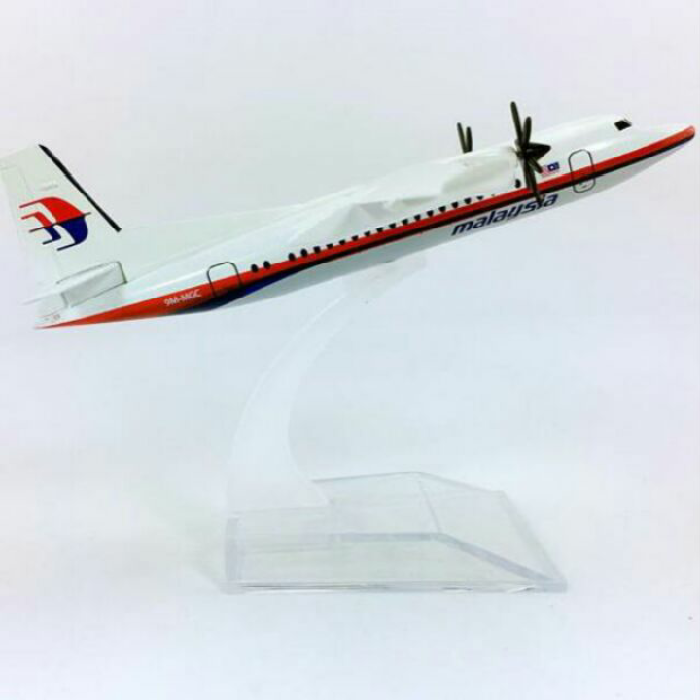 Mô hình máy bay Malaysia Wing 16cm