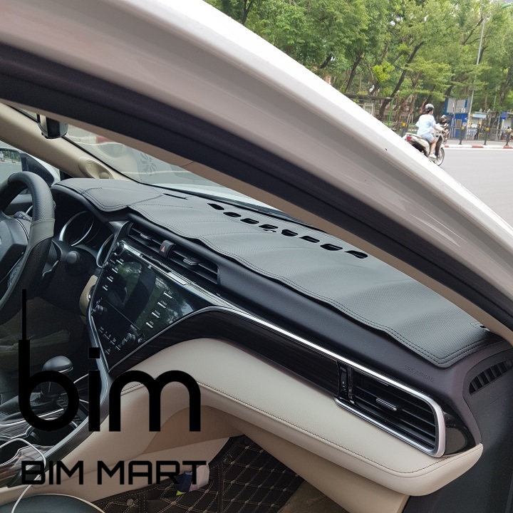 Thảm da Taplo Toyota Camry 2019 - 2021 vân Carbon cao cấp