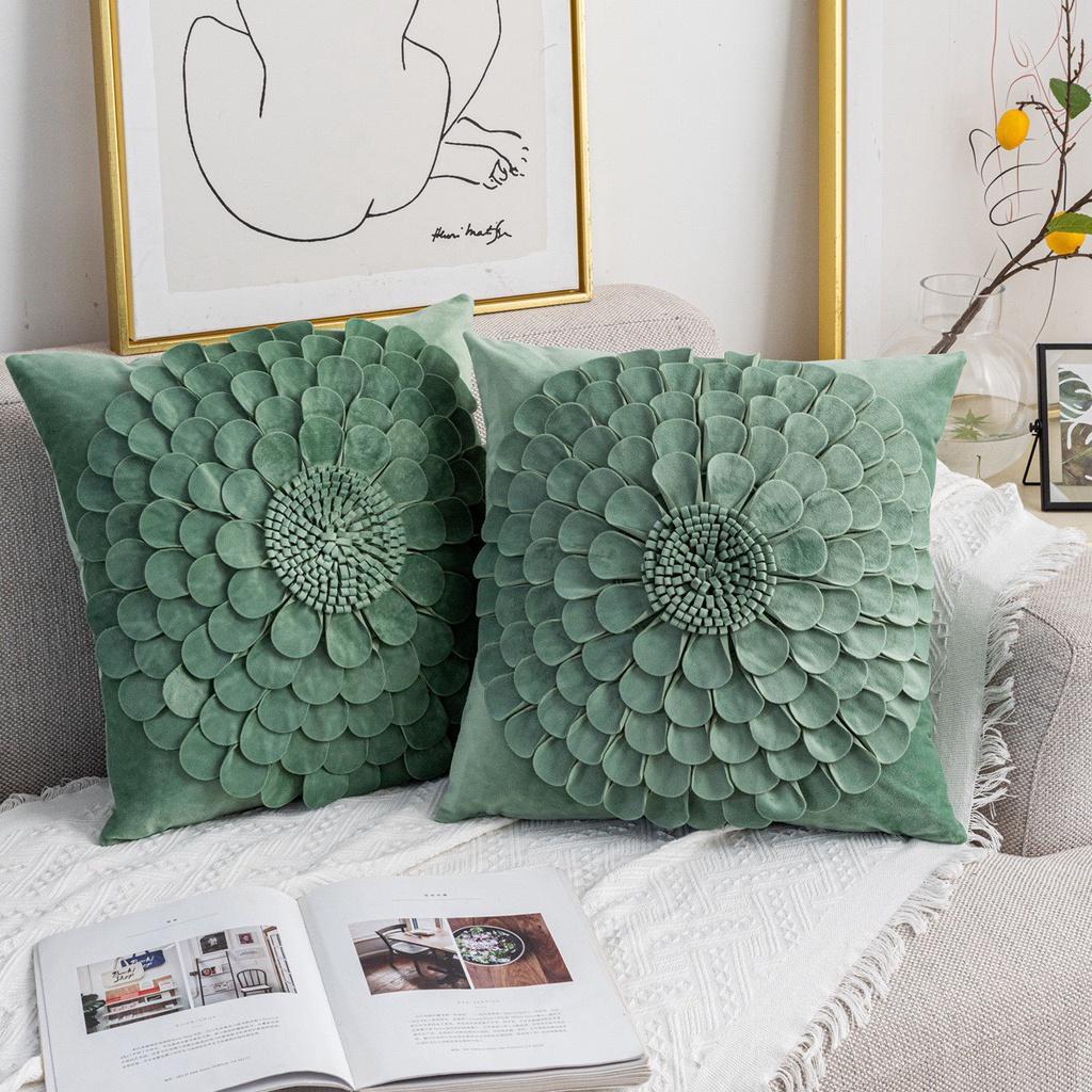 Gối trang trí sofa cao cấp, hoa văn độc lạ màu xanh rêu 45x45cm, 30x50cm