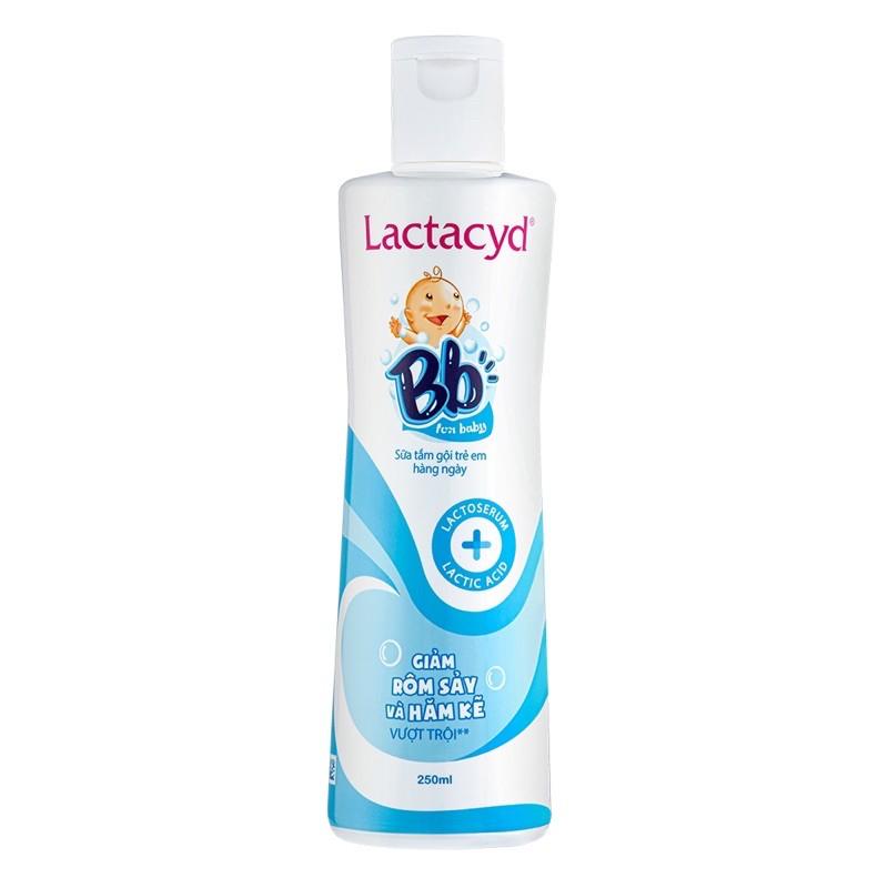 LACTACYD BB-SỮA TẮM RÔM SẢY CHO BÉ