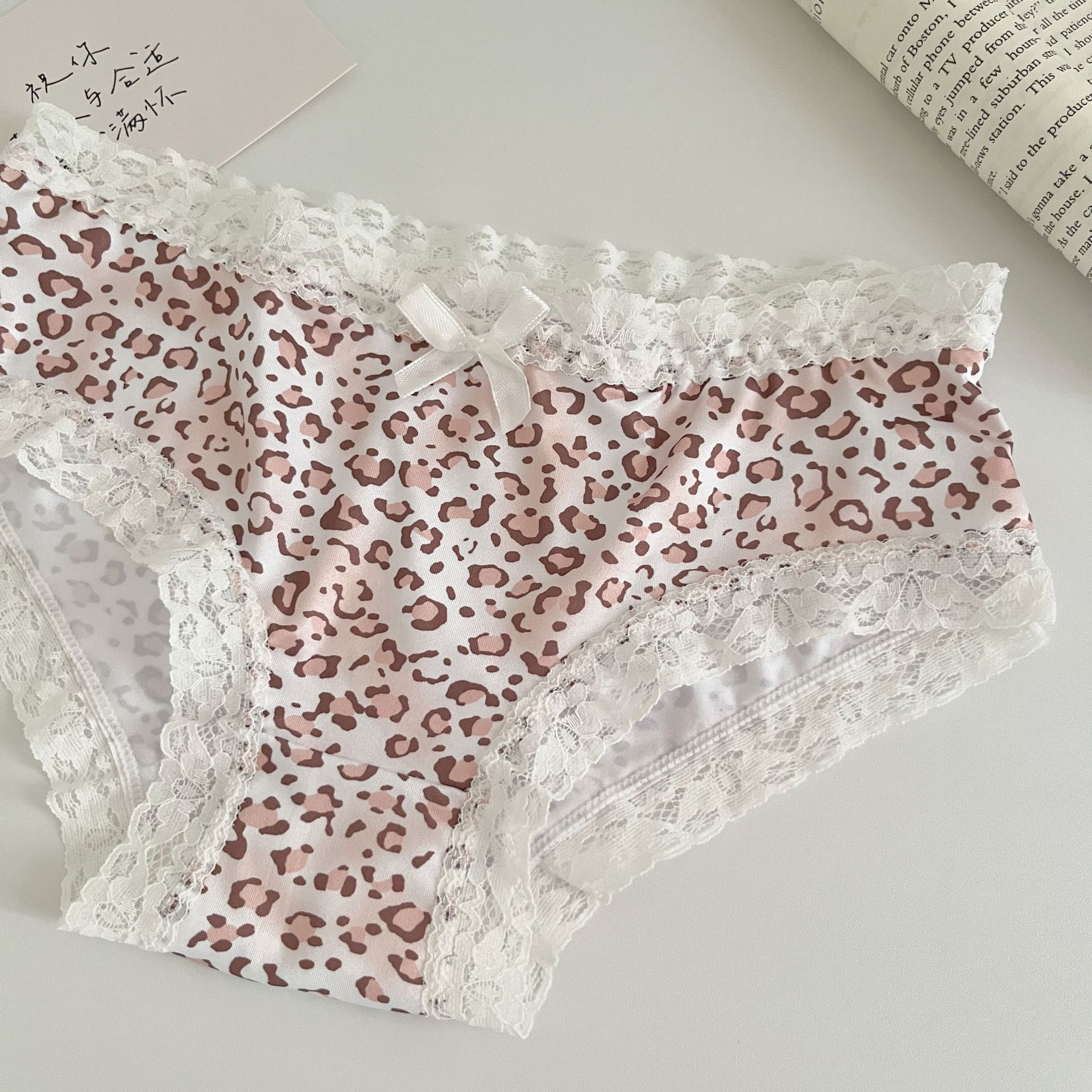 Combo 5 Quần Lót Nữ Thun Nhiều Họa Tiết Viền Ren 029 – Mềm Mại, Co Giãn, Nữ Tính
