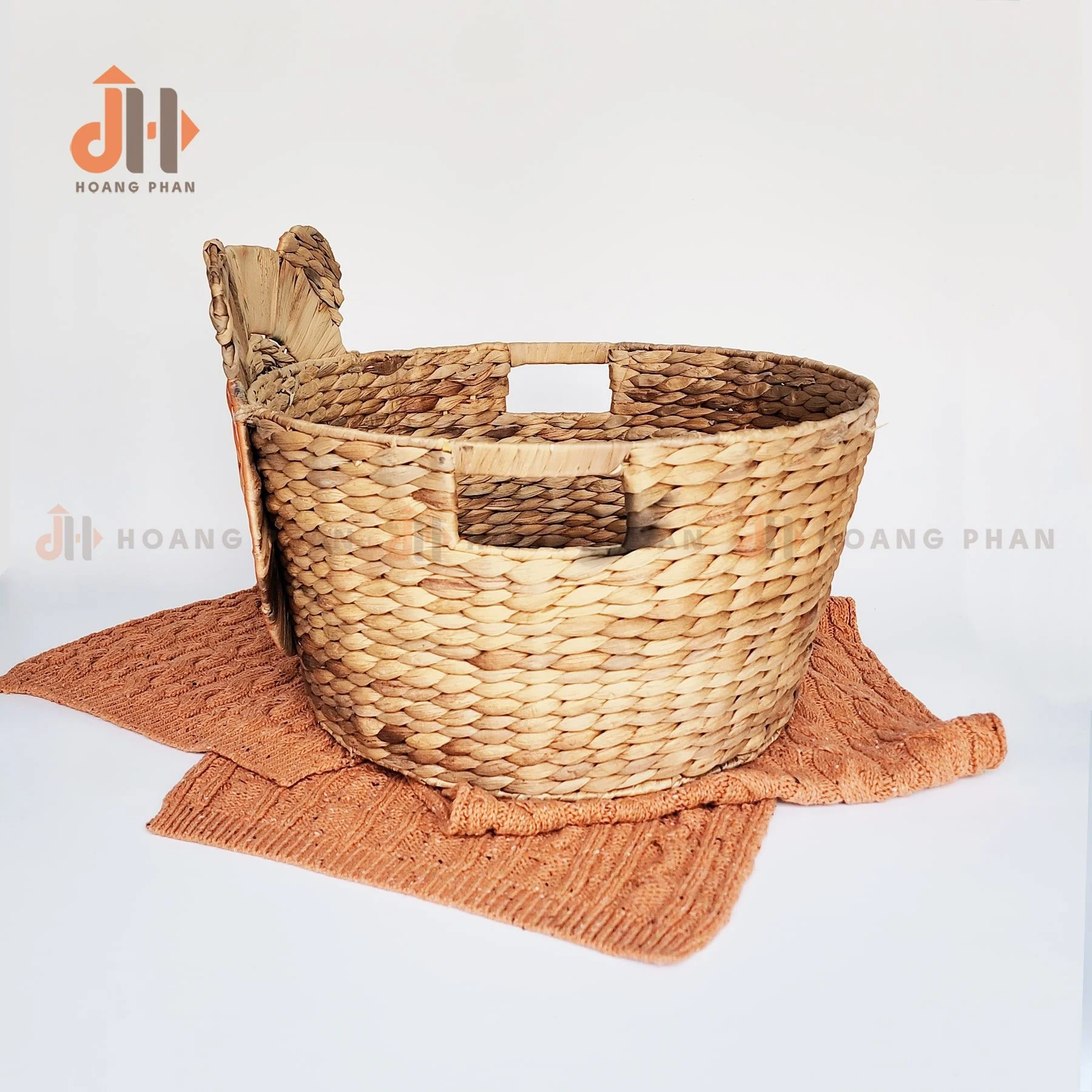[Nhà Việt] Giỏ Lục Bình Đan Trang Trí Hình Chú Sư Tử