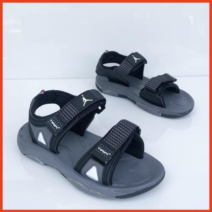 Dép Sandal Nam Nữ Mẫu Mới Hot Trend Quai Ngang 21408