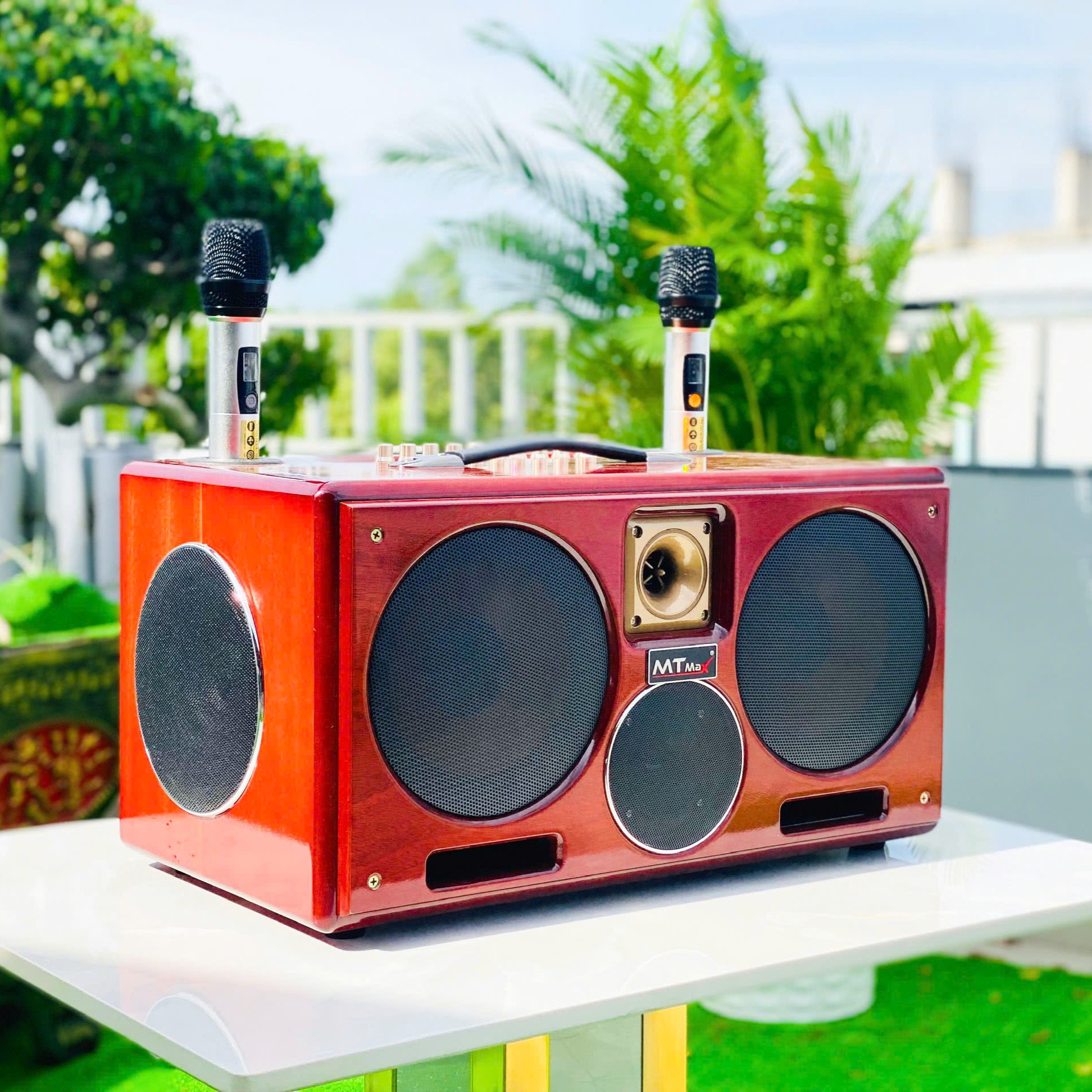 Loa Xách Tay Sang Trọng Full Gỗ MTMAX DK88 PLUS Hệ Thống 6 Loa Âm Thanh Đa Chiều Bass20 Đôi Công Suất 500W Công Nghệ Bass Boost Nghe Nhạc Căng Ấm, Tiếng Lên Siêu Rõ Đi Kèm Cặp Micro Hát Nhẹ Vang Sâu, Hàng Chính Hãng