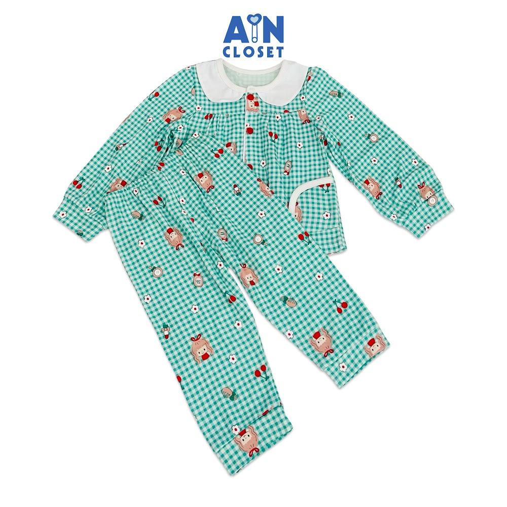 Bộ quần áo dài bé gái họa tiết Bé Caro xanh lá thun cotton - AICDBG3OWKND - AIN Closet