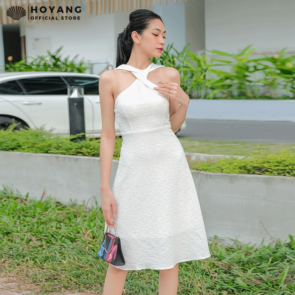 Đầm Yếm Cổ Xoắn Ngọt Ngào Thiết Kế HOYANG DHY61