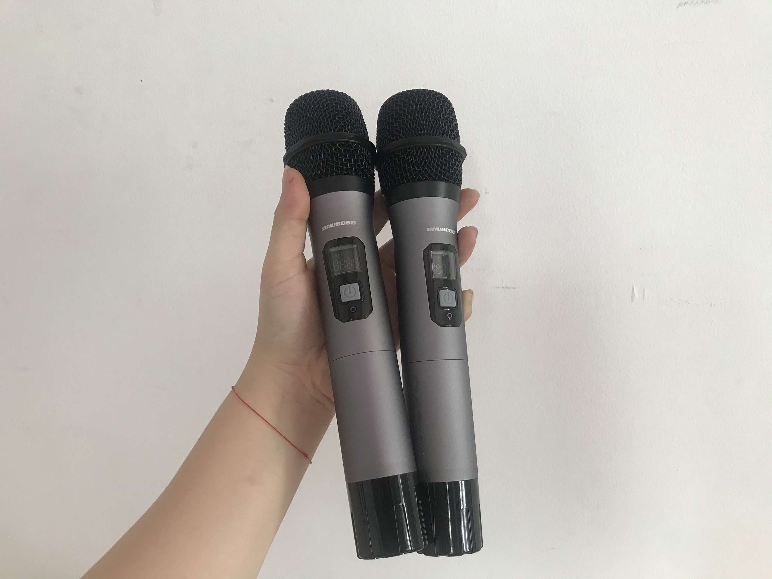 Micro karaoke cao cấp không dây “SHUBOSS W3000” - SẢN PHẨM CHÍNH HÃNG