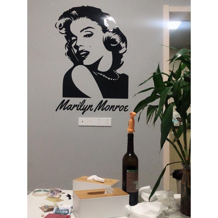 Tranh dán tường mica 3d decor khổ lớn ca sĩ Marilyn Monroe