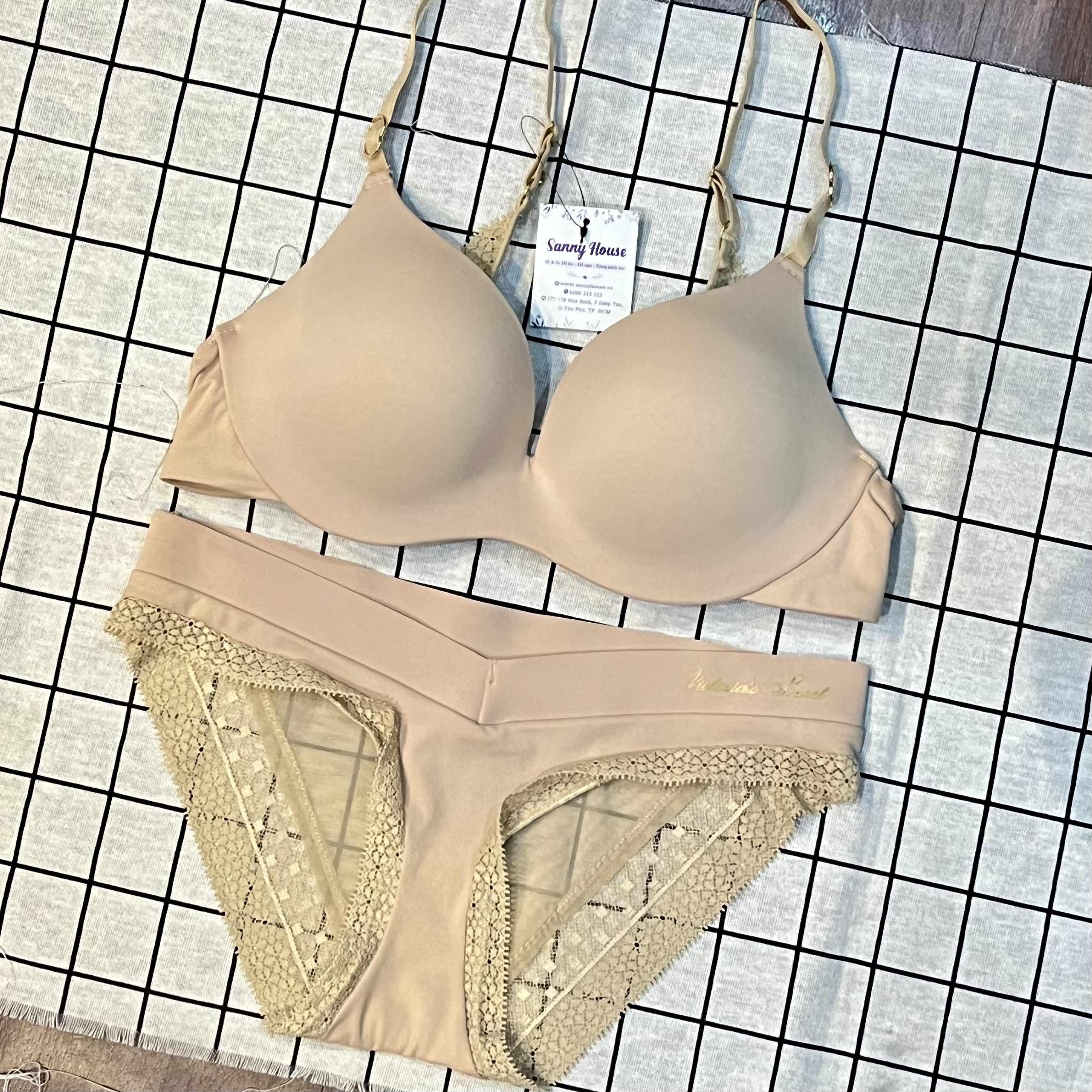 Bộ đồ lót nữ VJ8028 cotton cao cấp viền ren mút mỏng chuẩn form có gọng