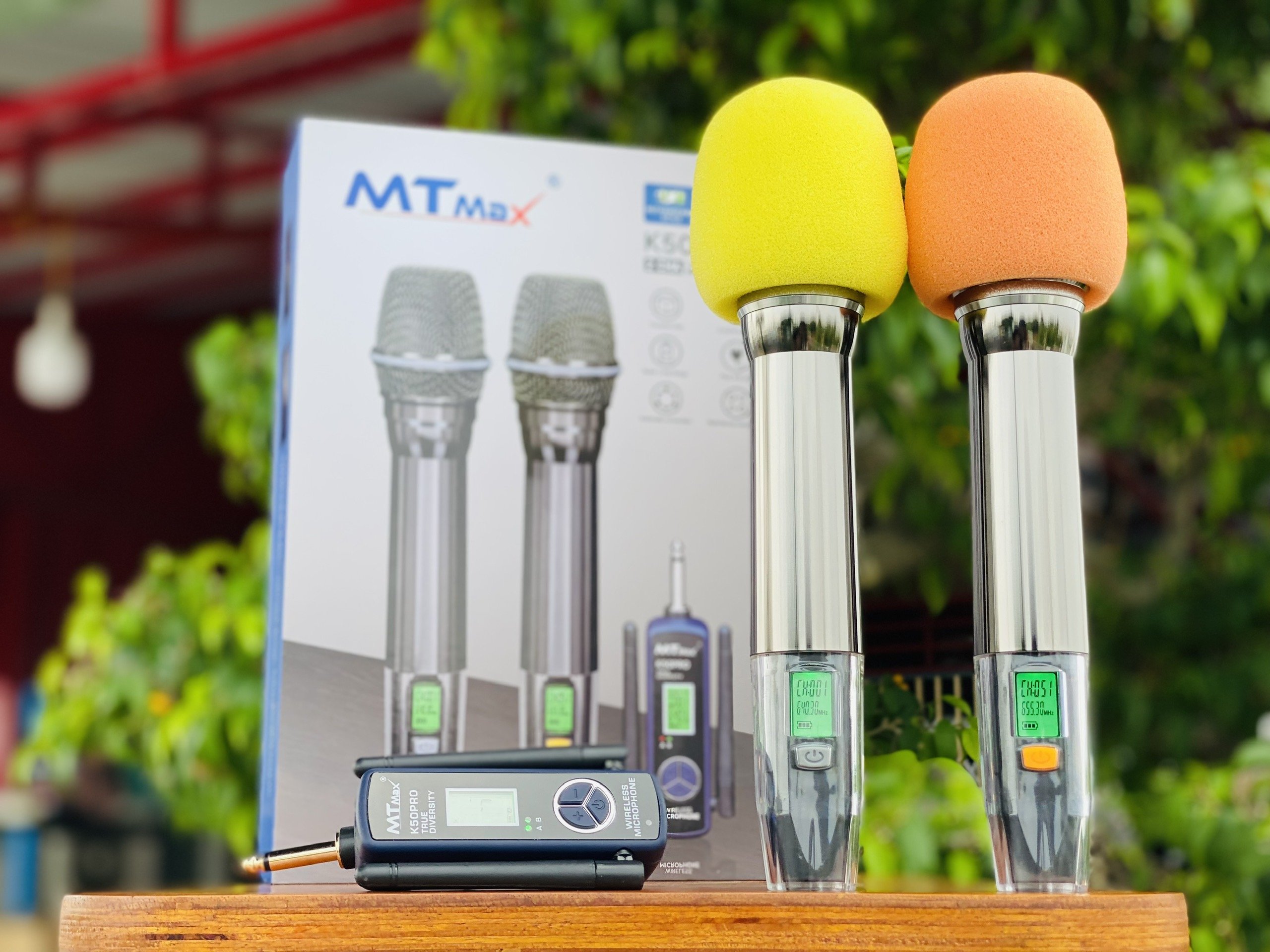 Micro Cao Cấp MTMAX K50PRO - Micro Karaoke Không Dây Đa Năng Sử Dụng Cho Tất Loại Loa Kéo, Vang, Amply Thiết Kế Mới Lạ Siêu Đẹp Bắt Sóng Xa Đến 100M . HÀNG CHÍNH HÃNG