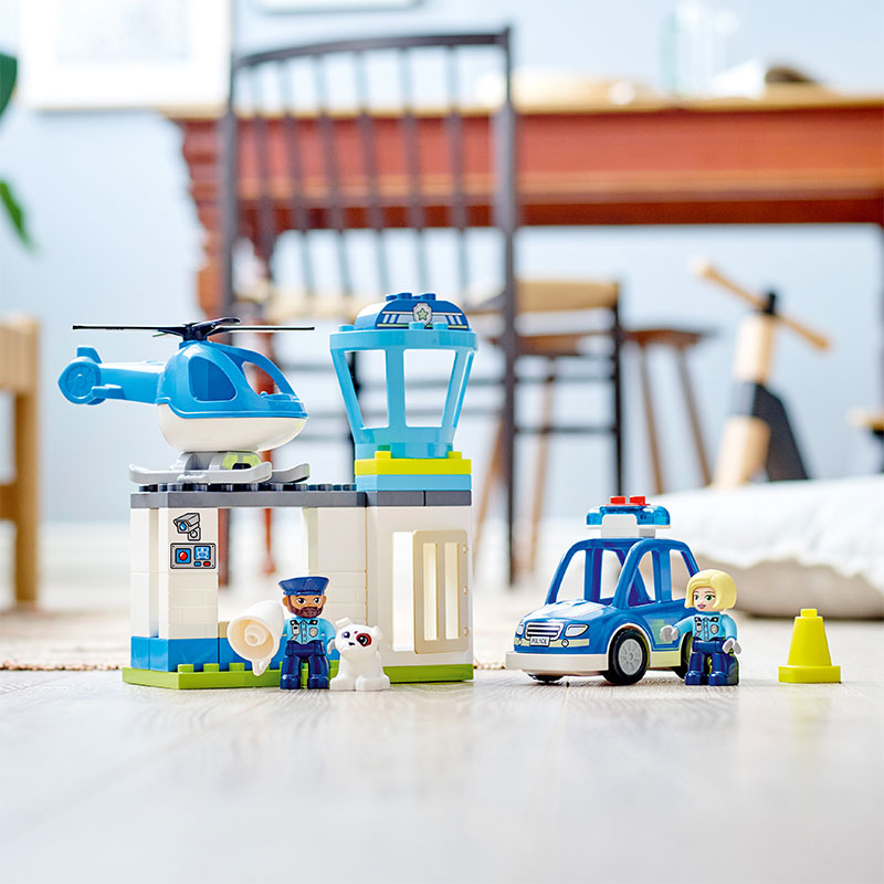 Đồ Chơi LEGO Duplo Trạm Cảnh Sát Và Trực Thăng 10959