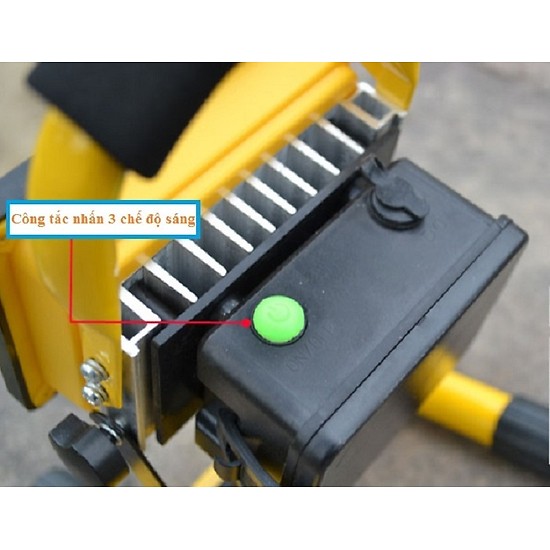 Đèn pin siêu bền, xách tay sạc điện siêu sáng, tích hợp đèn báo SOS - Đèn vuông