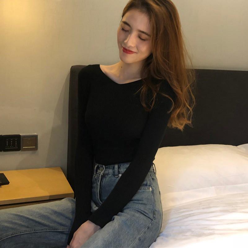 Áo sweater nữ tay dài cổ chữ V màu trơn