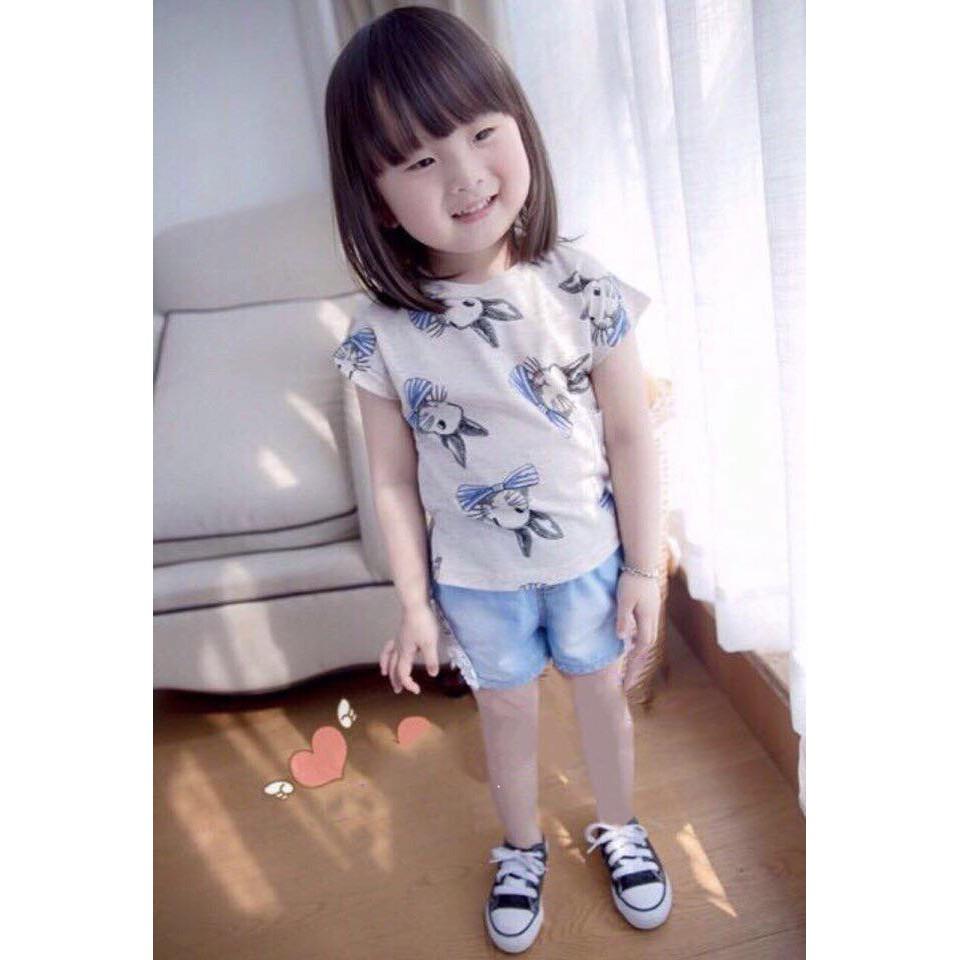 SÉT ÁO THUN THỎ PHỐI QUẦN SHORT JEAN ĐÍNH REN