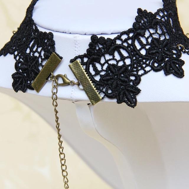 Vòng cổ ren đen Choker ren cổ điển