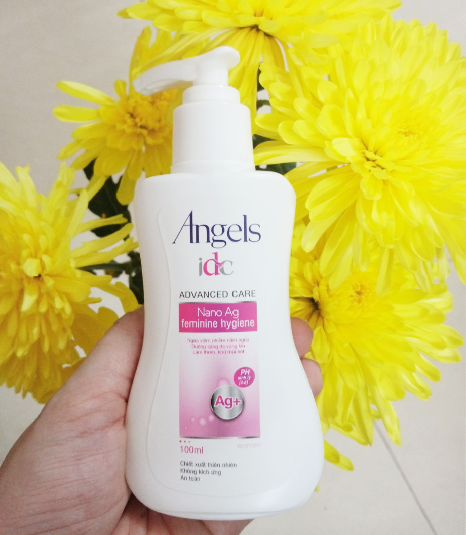 Bộ 2 Chai Dung Dịch Vệ Sinh Phụ Nữ Angels Idc 100ml/chai