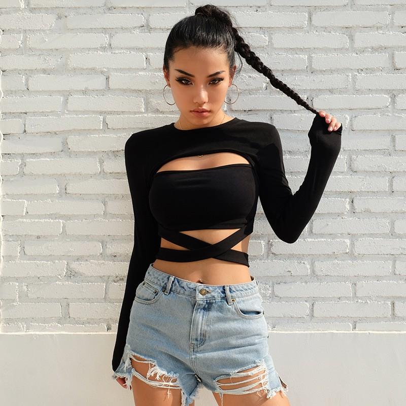 Áo Croptop Dài Tay Cut Out