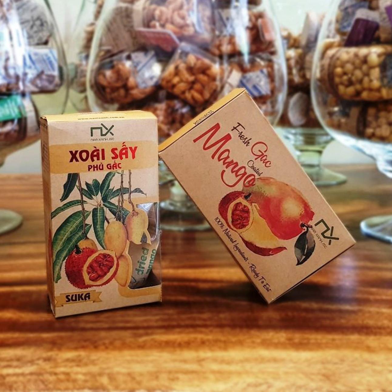 COMBO 4 HỘP MỨT SẤY NAM XANH ( MƠ, TẮC, XOÀI SẤY PHỦ GẤC, XOÀI CUỘN NẾP PHỒNG)
