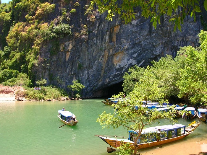 Check-in vẻ đẹp động Phong Nha