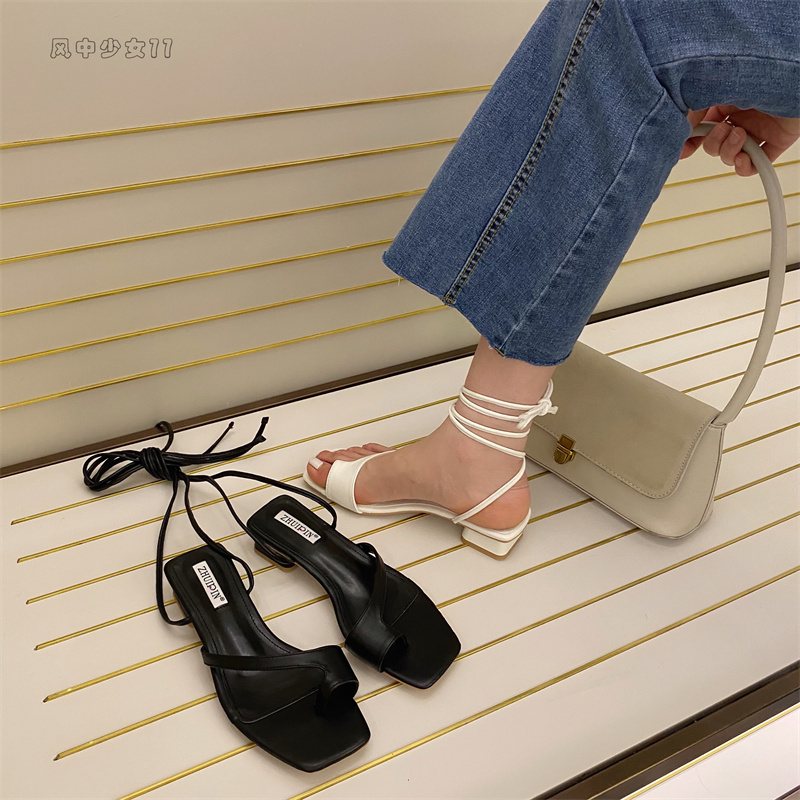 Giày sandal nữ mã THS54 mũi vuông gót vuông cao 3cm hàng đẹp chuẩn form