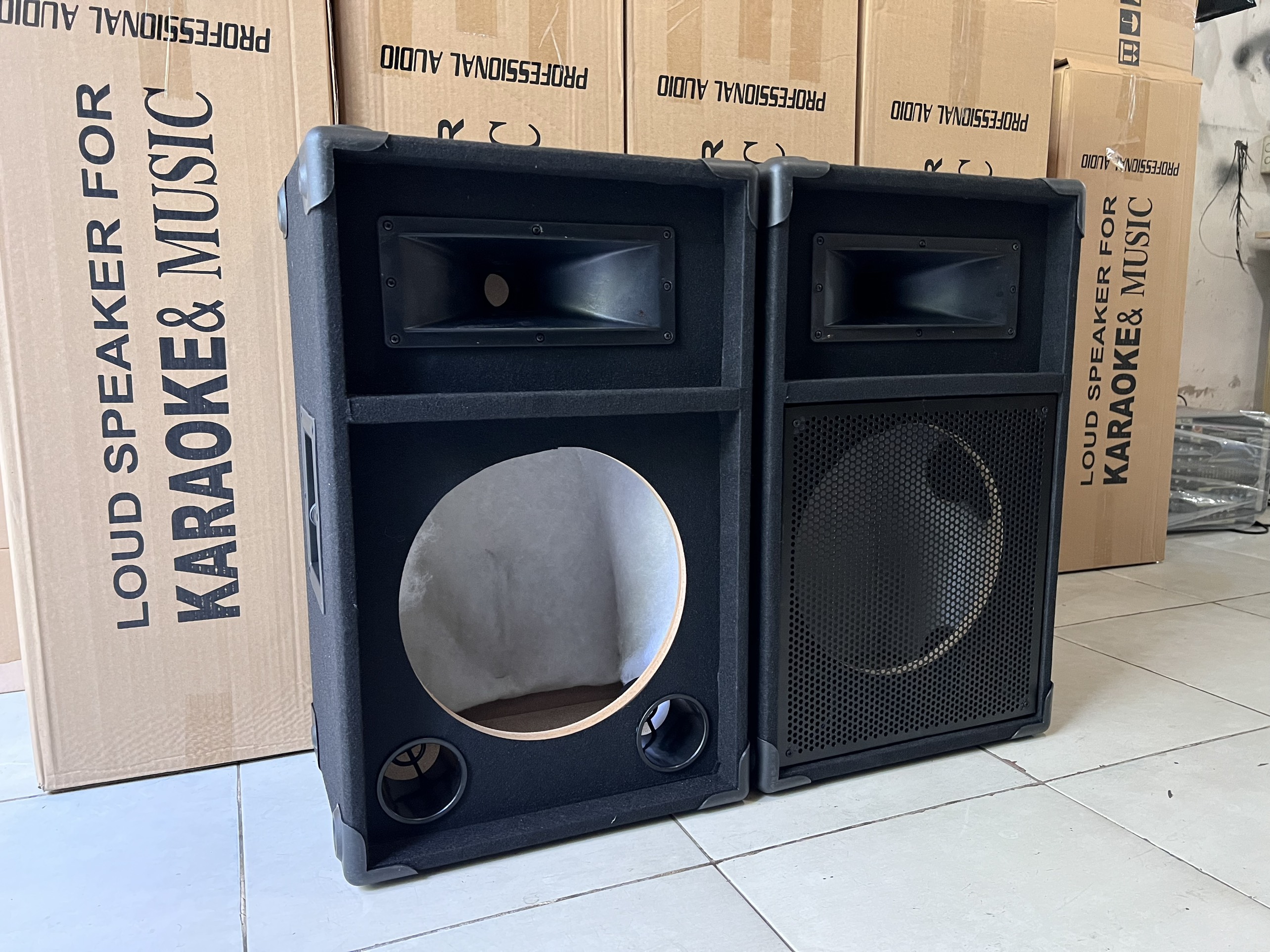 Vỏ thùng loa 3 tấc Nỉ kèn Hải Triều
