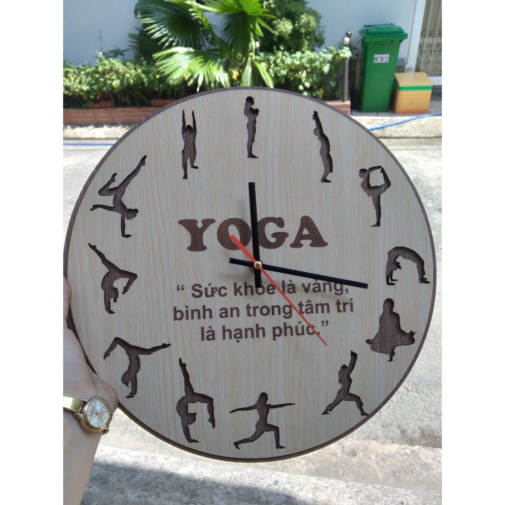 Đồng hồ treo tường trang trí phòng yoga. Nhận thiết kế theo yêu cầu
