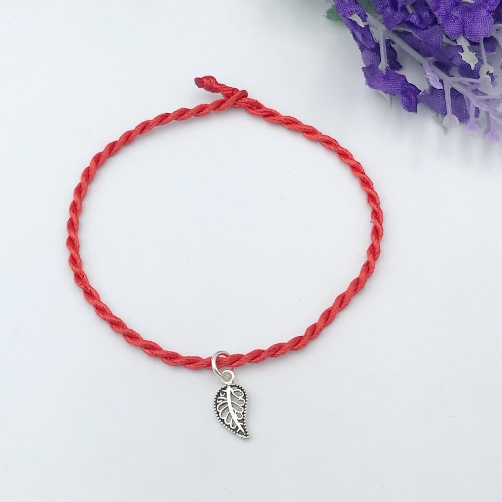 Vòng Tay Nữ Chỉ Đỏ May Mắn Mix Họa Tiết Ngẫu Nhiên BẠC HIỂU MINH LTU544