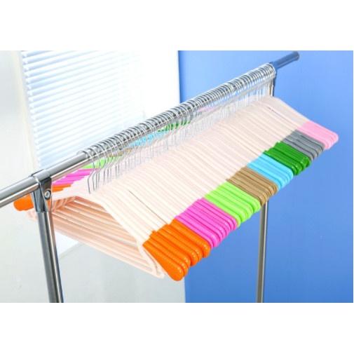 Móc Treo Quần Áo Bằng Nhựa