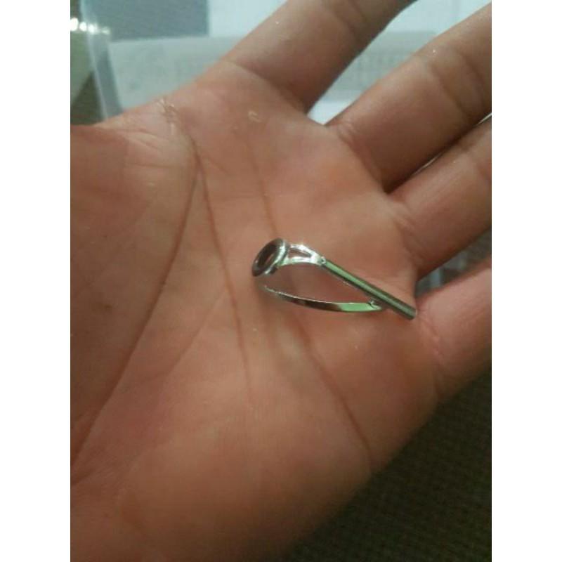 Đầu bu chống xoắn