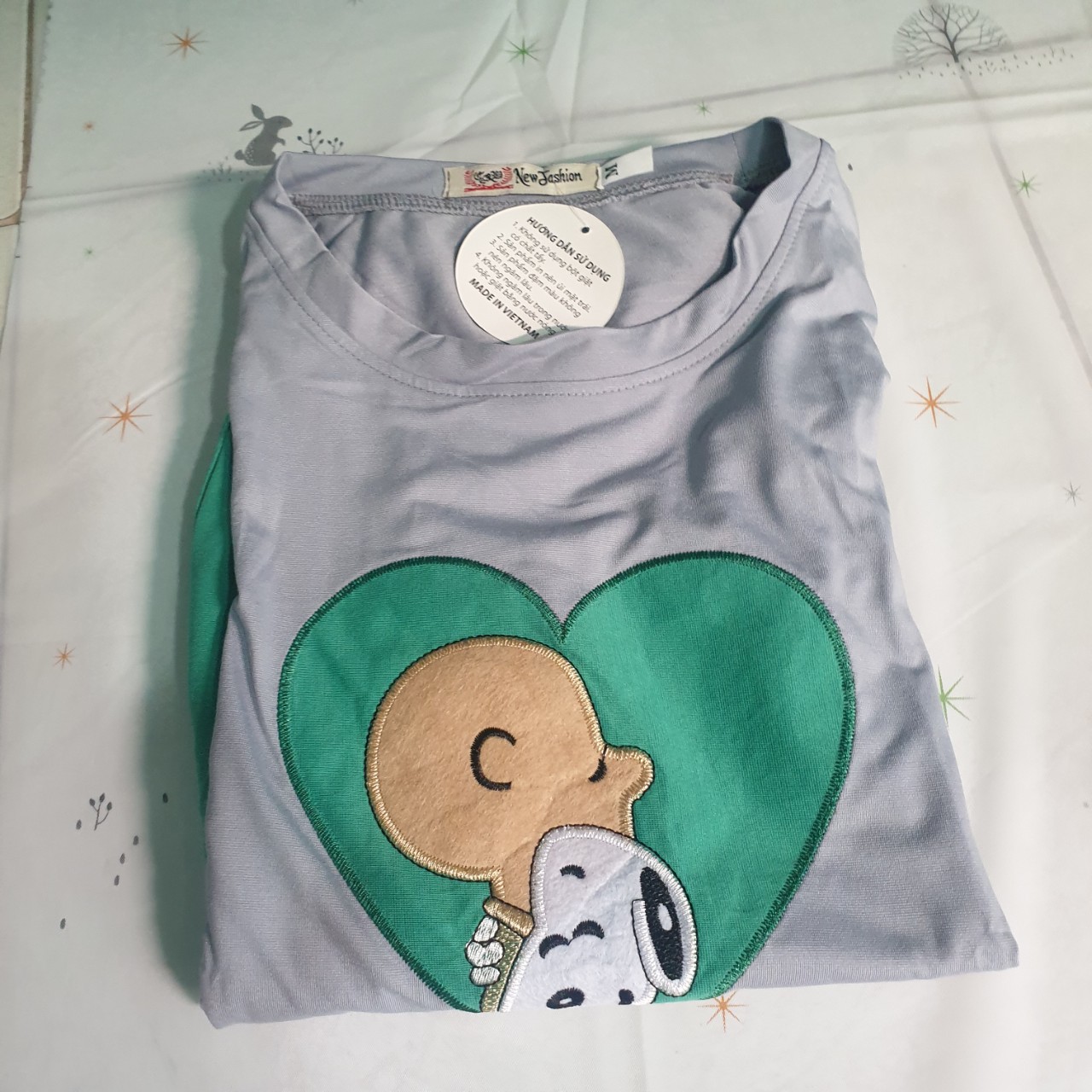 Đồ bộ nữ mặc nhà đẹp thời trang cổ tròn thêu trái tim mẫu hot, thun cotton 4 chiều co dãn cực đẹp, phom chuẩn. Size từ 40-65kg. LEE'S HOME
