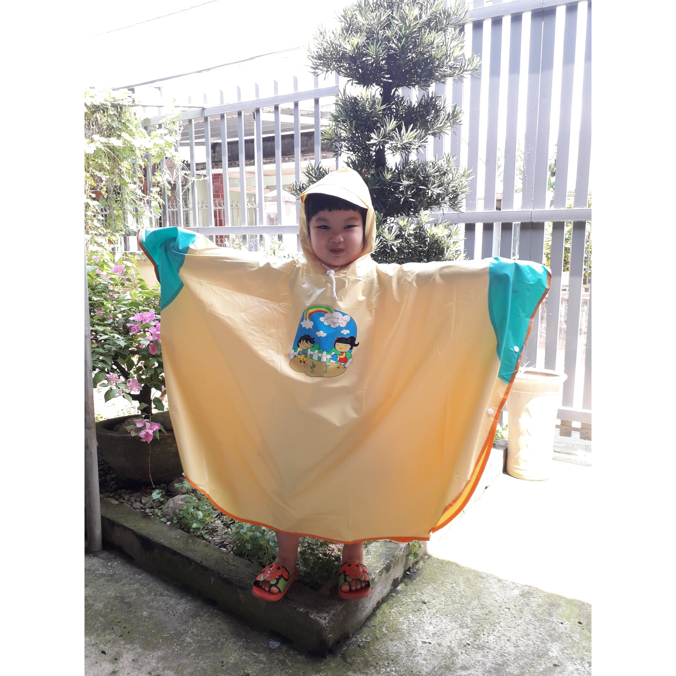 ÁO MƯA BƯỚM RANDO CAO CẤP MÀU NGẪU NHIÊN TRẺ DƯỚI 1.3 M