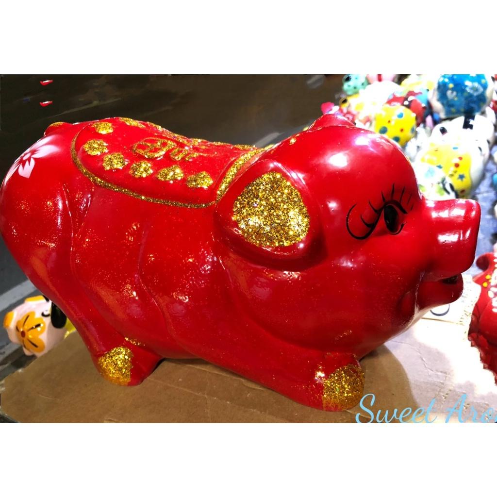 Heo Đất Dài Màu Đỏ Kim Tuyến Vàng Sơn Bóng May Mắn Size Lớn 40cm * 20cm