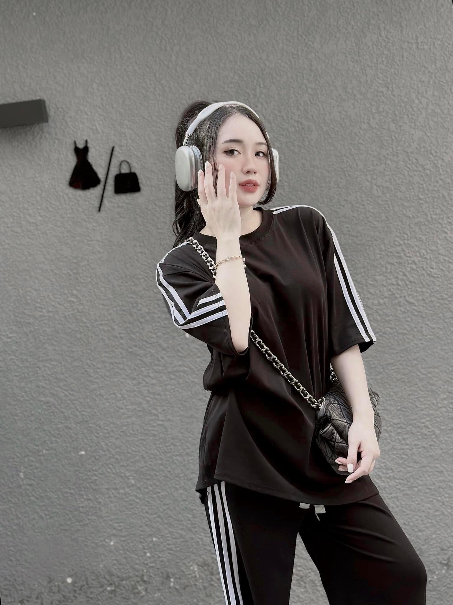 SET BỘ ĐI CHƠI, SET 2 MÓN ÁO THUN CỔ TRÒN TAY LỬNG PHỐI QUẦN SUÔNG DÀI VIỀN CỰC HOT