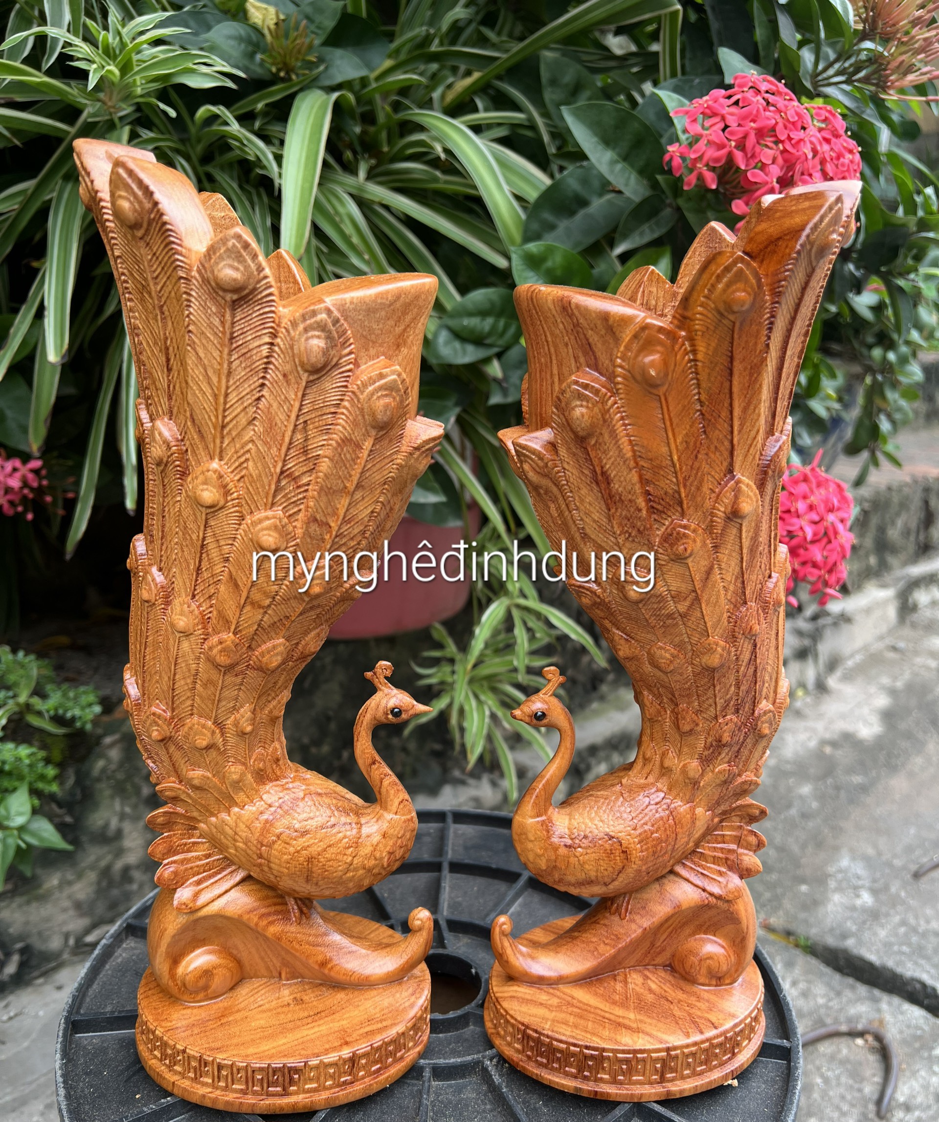 Cặp chim công cắm hoa trang tri phong khách bằng gỗ hương đá đẹp long lạnh kt cao 40×14×12cm