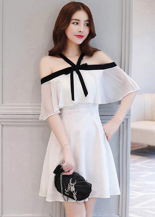 ĐẦM MÀU TRẮNG VIỀN ĐEN Dh018_018