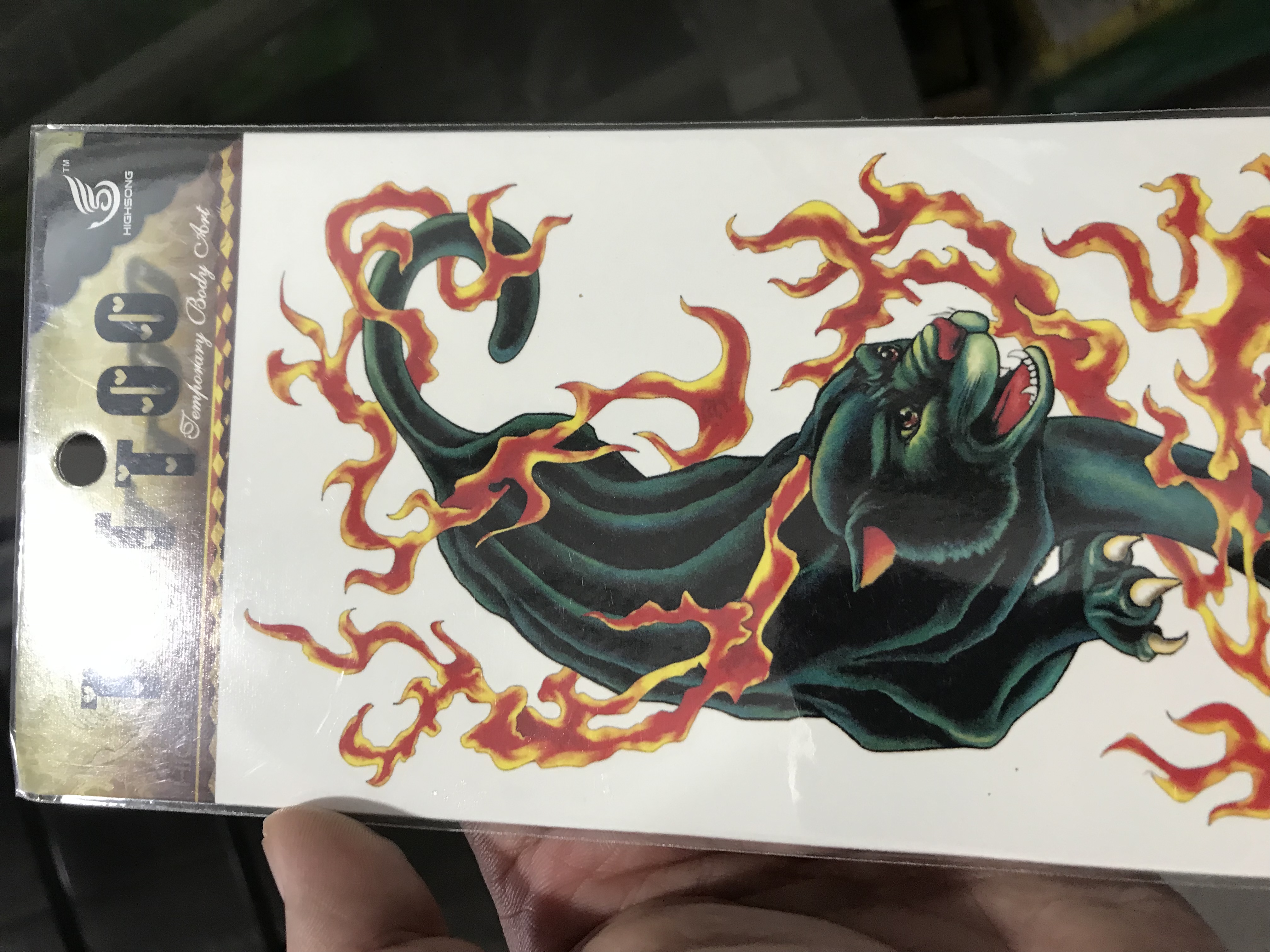 Hình xăm mẫu ngẫu nhiên