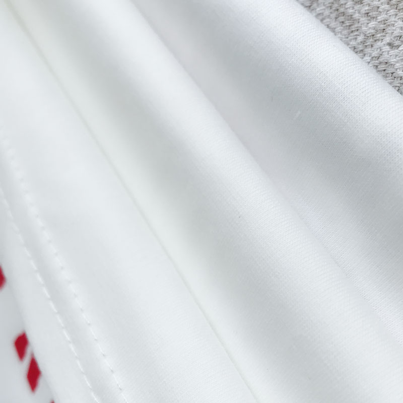Áo Thun Cotton Nữ Màu Trắng Vải Siêu Mịn In Chữ Đỏ Nổi Bật Dễ Thương